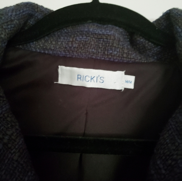 Jacket - Picture 3 of 7